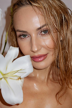 Lady											Elena from Ukraine