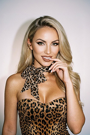 Lady											Alisa from Russia