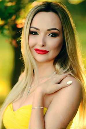 Lady											Yulia from Ukraine