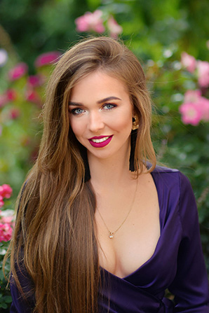 Lady											Anna from Ukraine