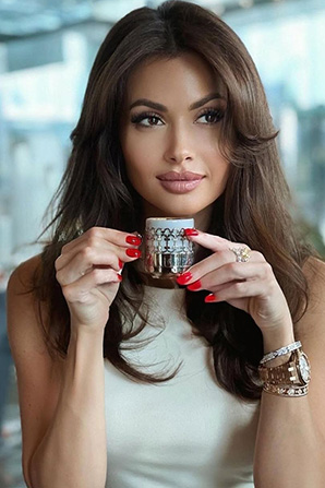 Lady											Alyona from Ukraine