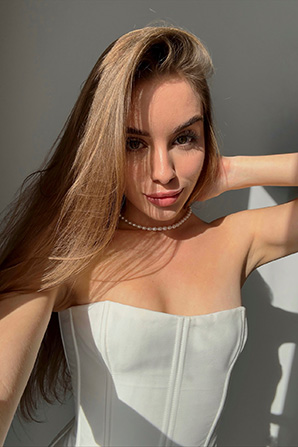 Lady											Mariia from Ukraine