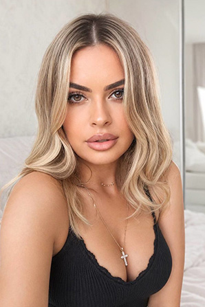 Lady											Alina from Ukraine