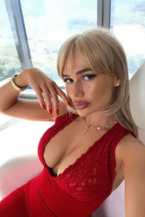 Lady											Oleksandra from Ukraine