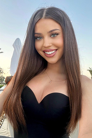 Lady											Amielia from Ukraine