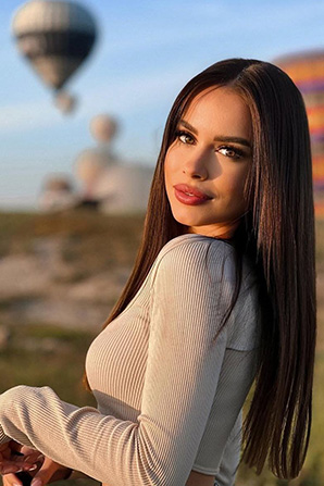 Lady											Yana from Ukraine