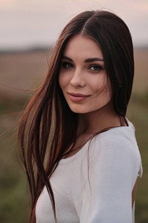 Lady											Sofiia from Ukraine