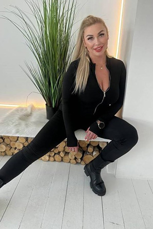 Lady											Victoriia from Ukraine