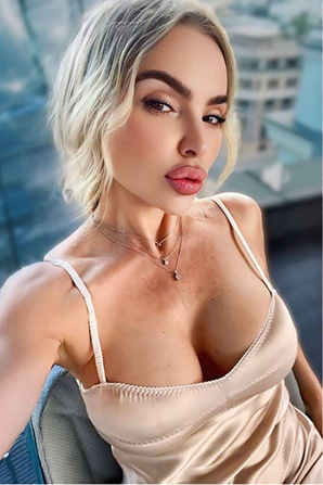 Lady											Yuliia from Ukraine