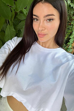 Lady											Ana-Alexandra from Romania