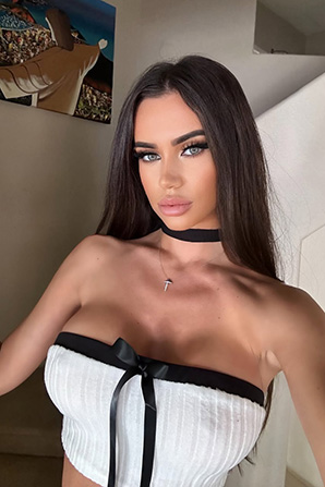 Lady											Lieila from USA