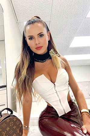 Lady											Nataliia from Czech Republic