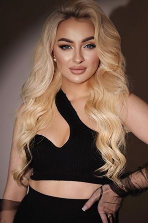 Lady											Darina from Ukraine