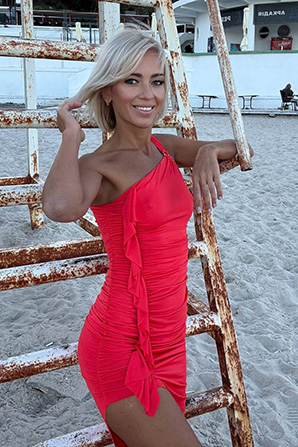 Lady											Victoriia from Ukraine