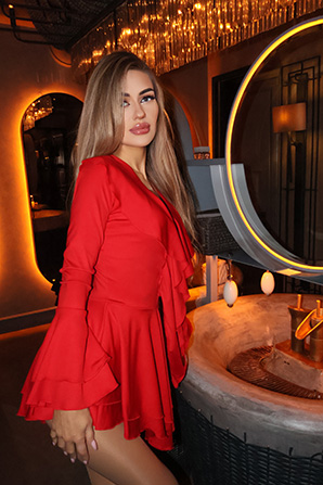 Lady											Yuliia from Ukraine