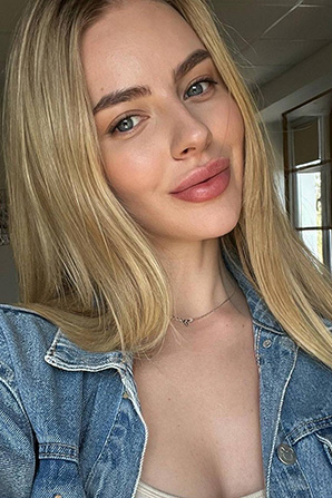 Lady											Anastasiia from Ukraine